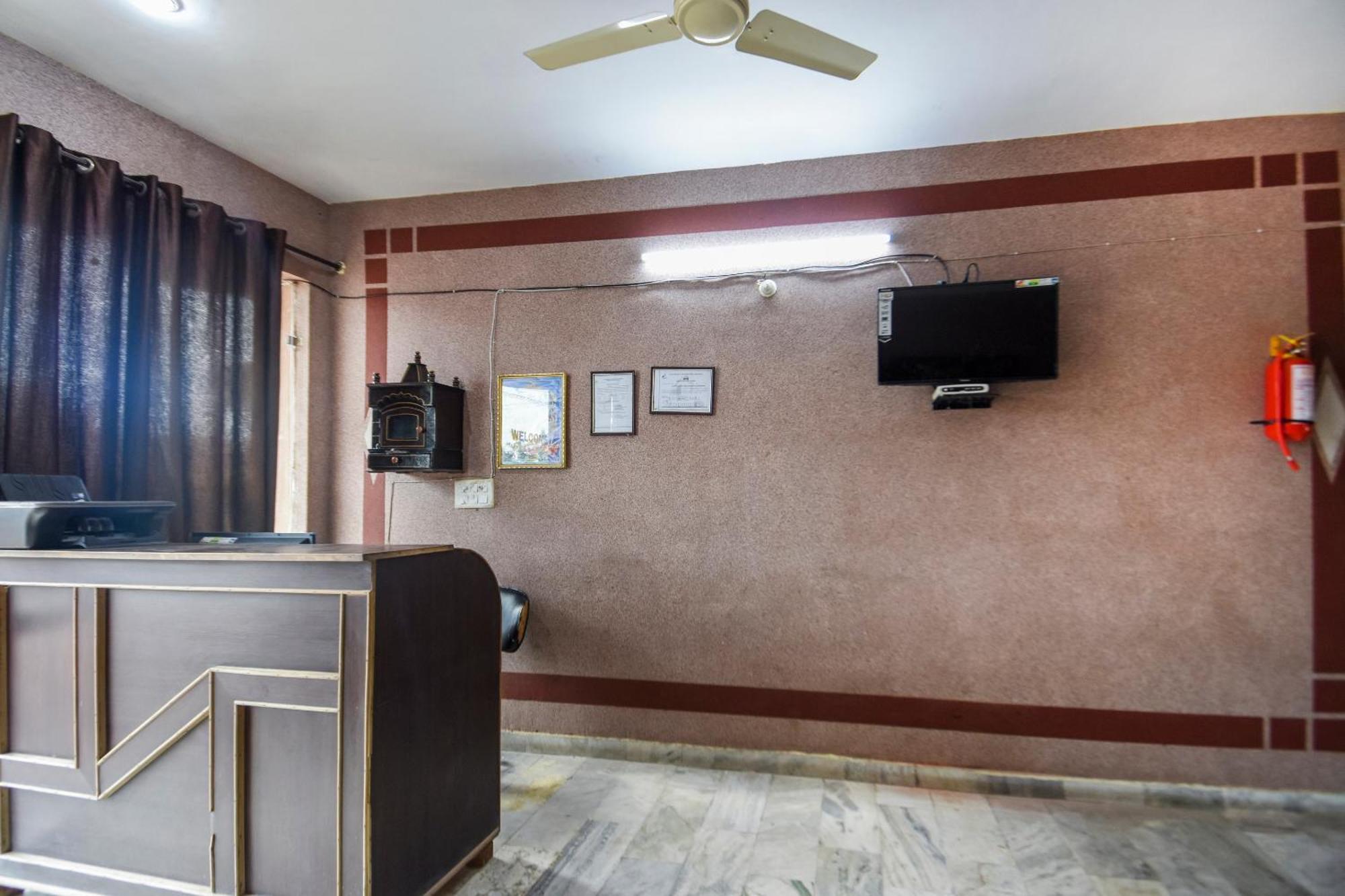 Oyo Flagship Vibes Hotel Nālāgarh Exterior foto